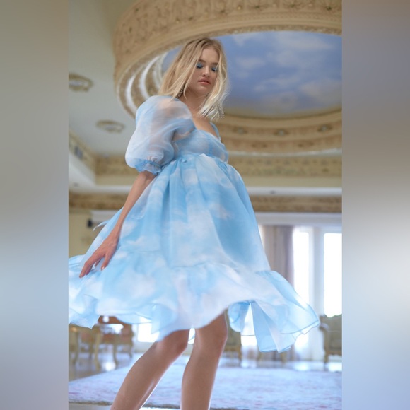 Selkie Head in the Clouds French Puff Dress - Picture 1 of 4